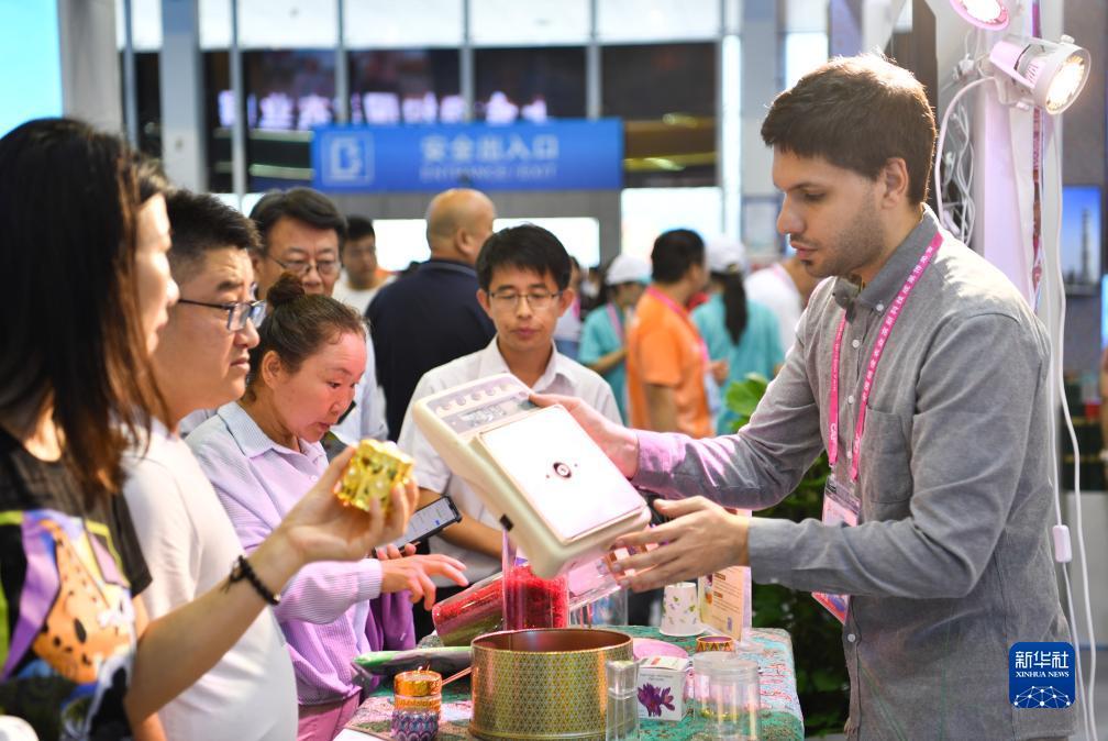皇冠正规中心